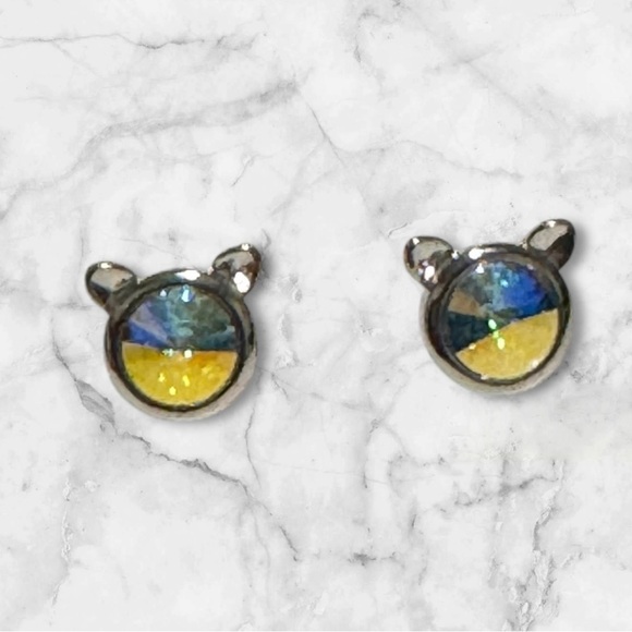 🇨🇦🆕5th Avenue Blue Swarovski Crystal Cat Earrings - Picture 4 of 10